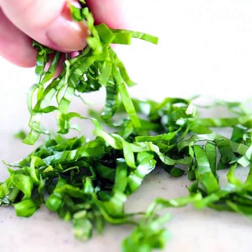 The Ultimate Guide to Modern Salads: Master the Art of the Bowl 16 Modern Salads